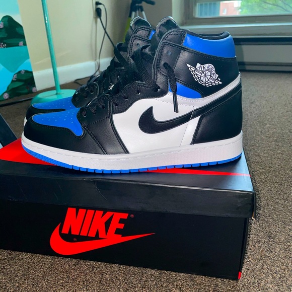 Air Jordan 1 Royal Toe